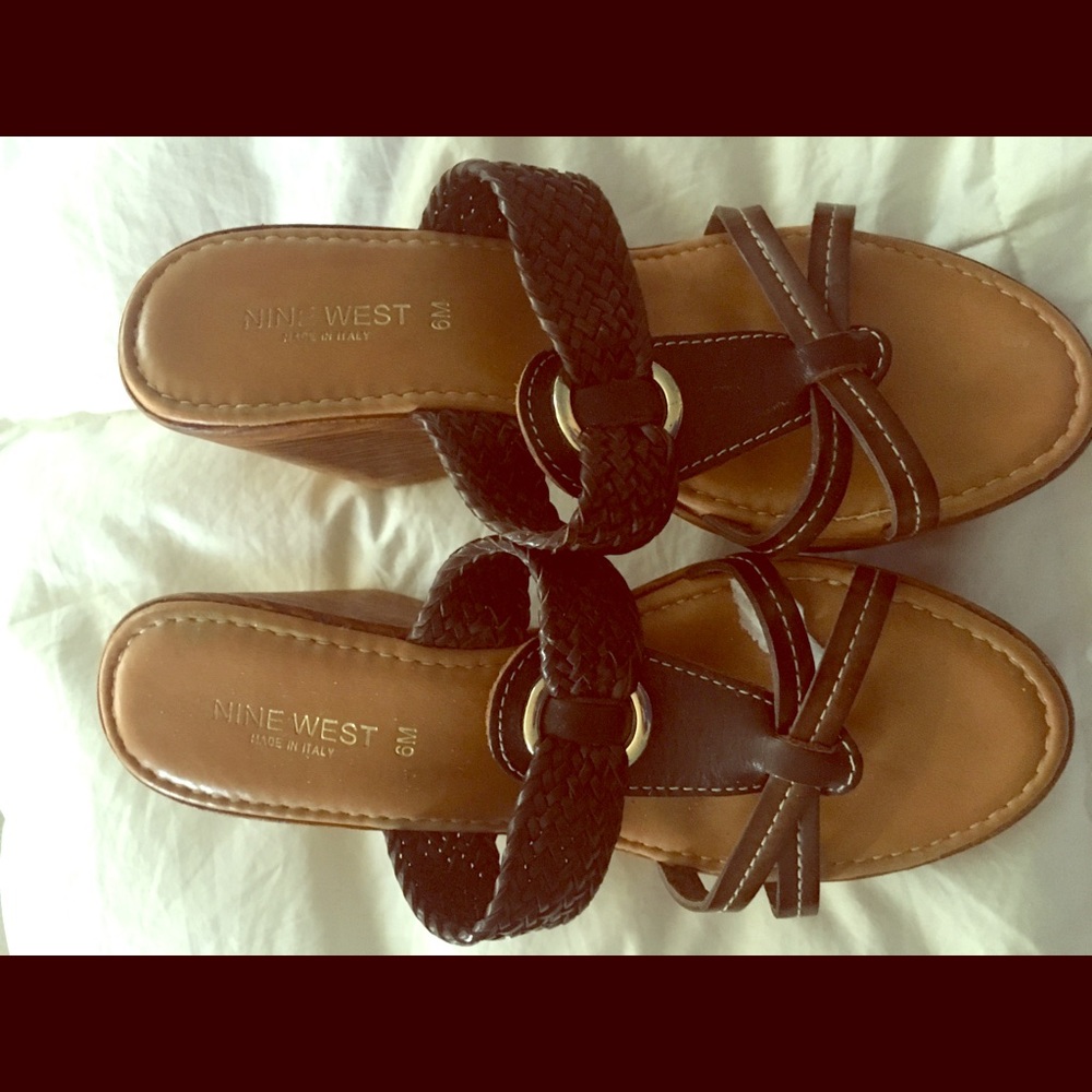 Nine West Brown wedges